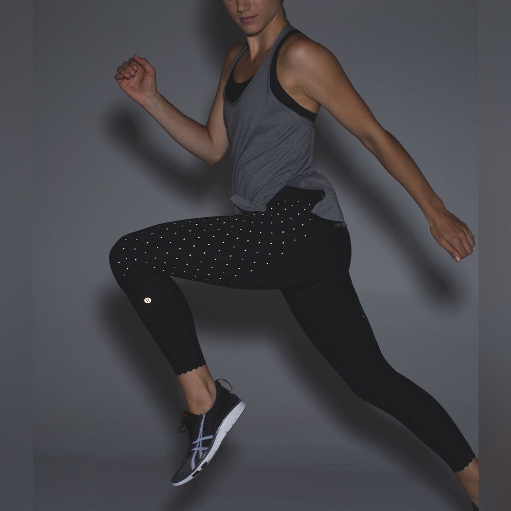 RARE Lululemon REFLECTIVE Tight Stuff Tight Sz 6